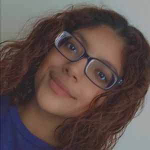 Meet your Posher, Karla